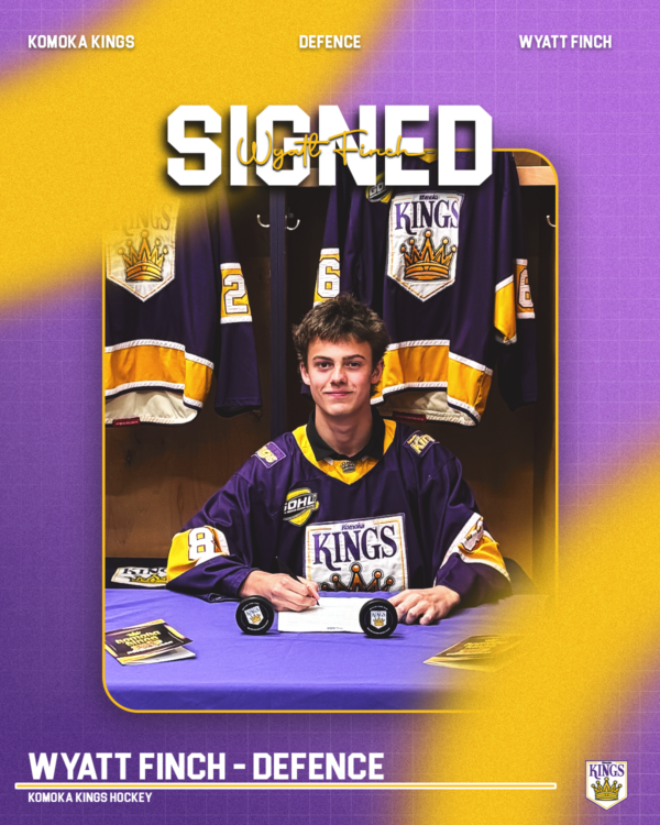 Sting Pick Wyatt Finch Signs in Komoka