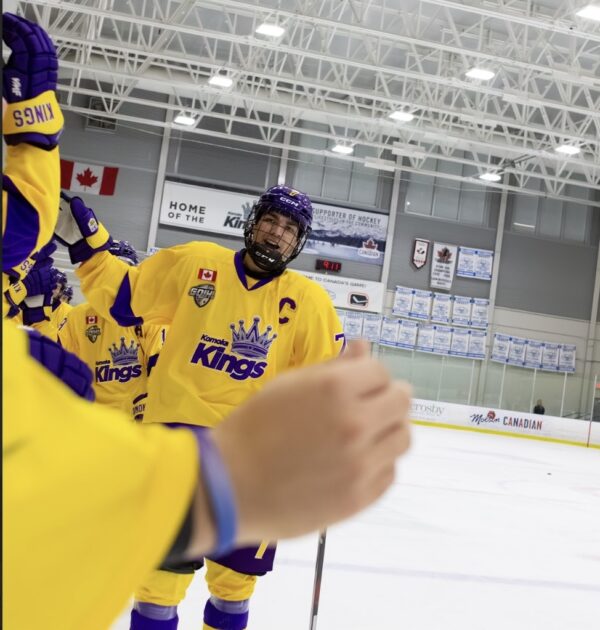 Kings Remain Undefeated at Home, Split Week 3