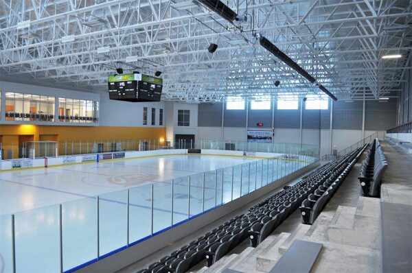 COME JOIN THE KINGS OFF-ICE TEAM!